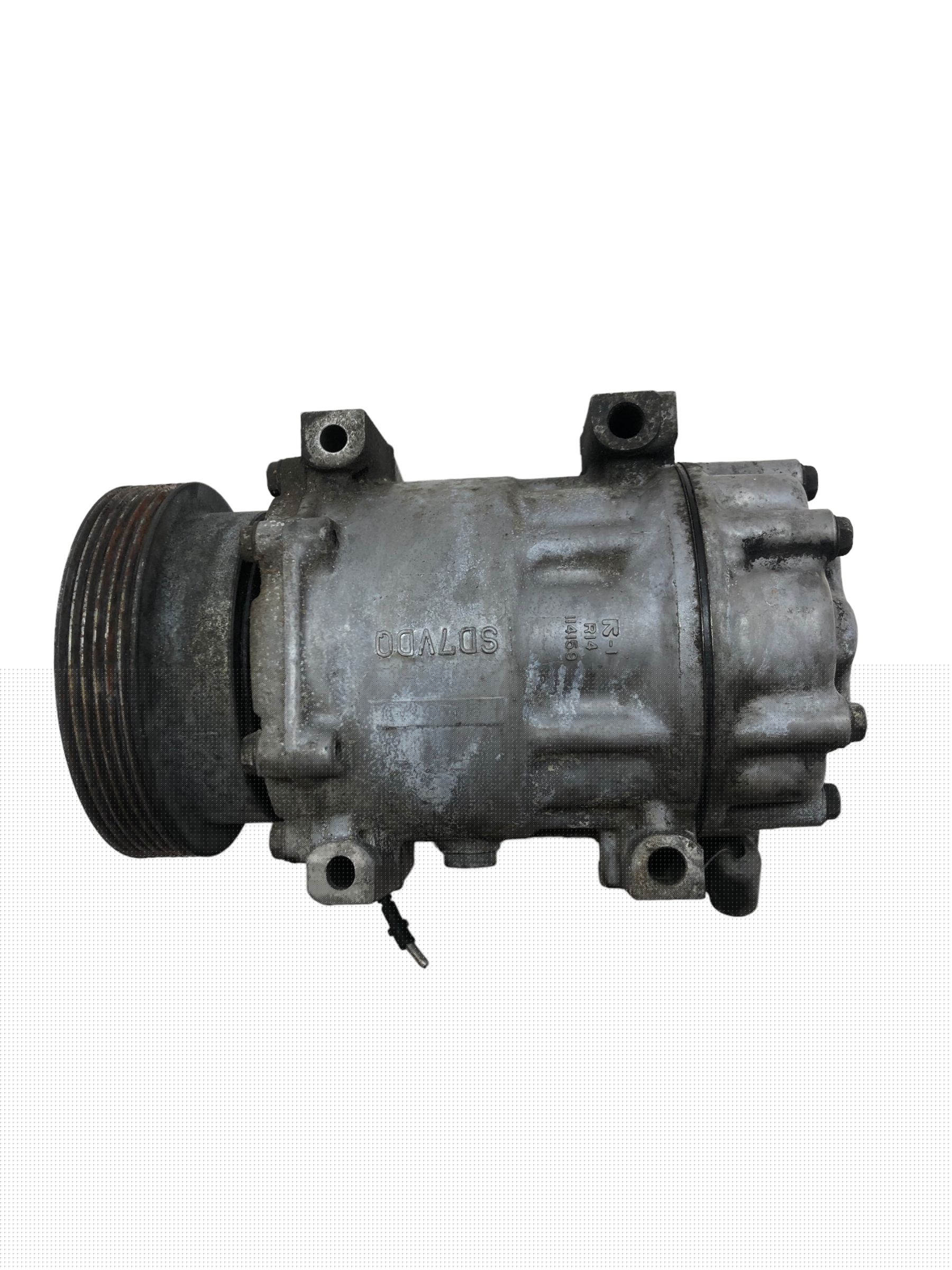 Compresor ac Dacia Logan 1 MCV (2006-2008) 1.5 (86 CP) DCI K9K 796 926004634R