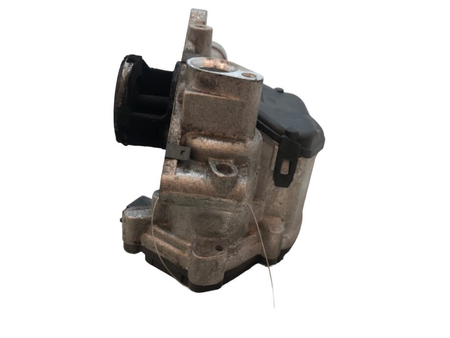 Supapa egr [la turbocompresor] Volkswagen Passat  B8 (2014-2019) 2.0  TDI (150 CP) CRLB 04L131501RV110 /  04L131501M