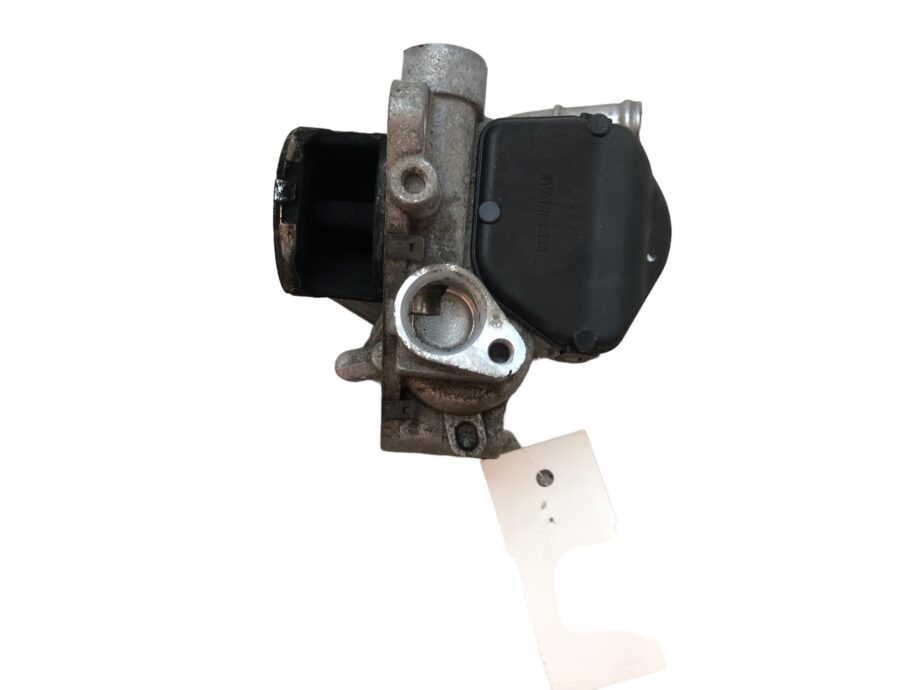 Supapa egr [la turbocompresor] Volkswagen Passat  B8 (2014-2019) 2.0  TDI (150 CP) CRLB 04L131501RV110 /  04L131501M