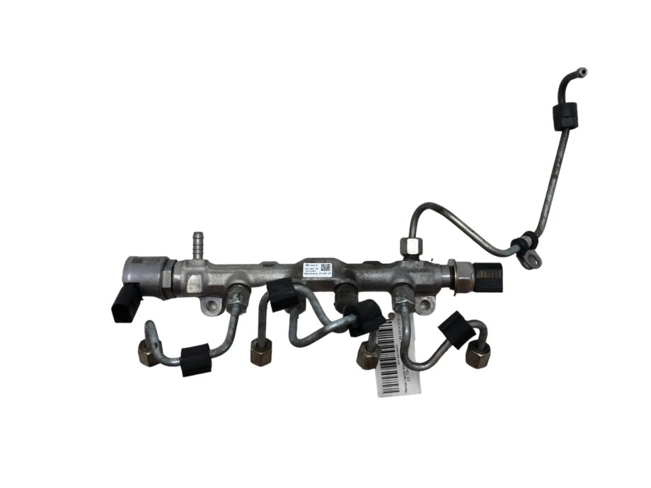 Rampa injectie Volkswagen Passat  B8 (2014-2019) 2.0  TDI (150 CP) CRLB 04L130089G