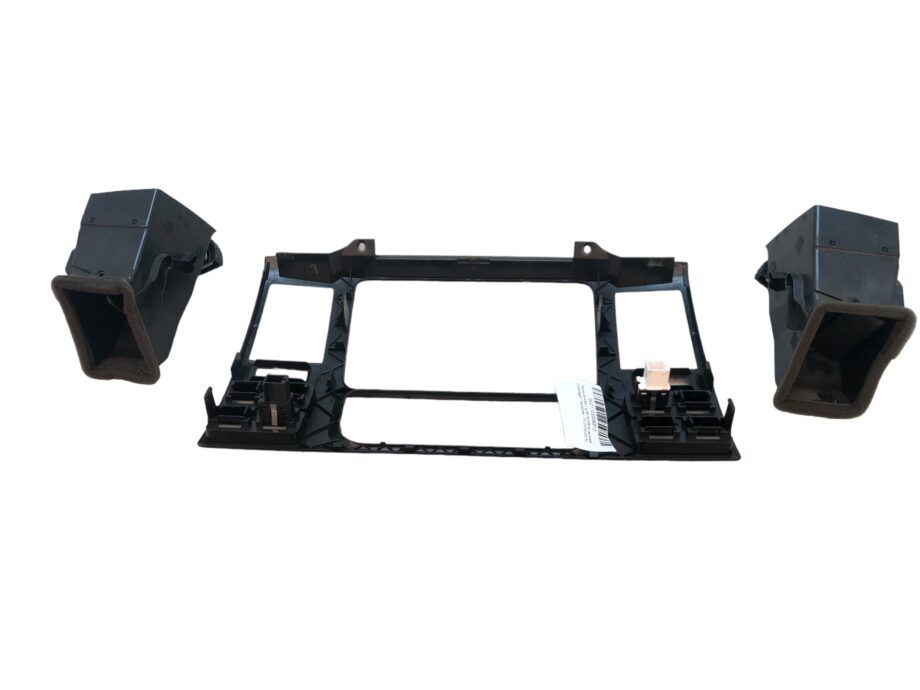 Rama centrala + grile ventilatie centrale Volkswagen Transpoter  T5 (2003-2015) 2.0 TDI CAAC 7E0857237F / 7E0819203